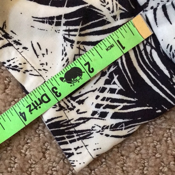 Splendid navy palm romper - Picture 10 of 11